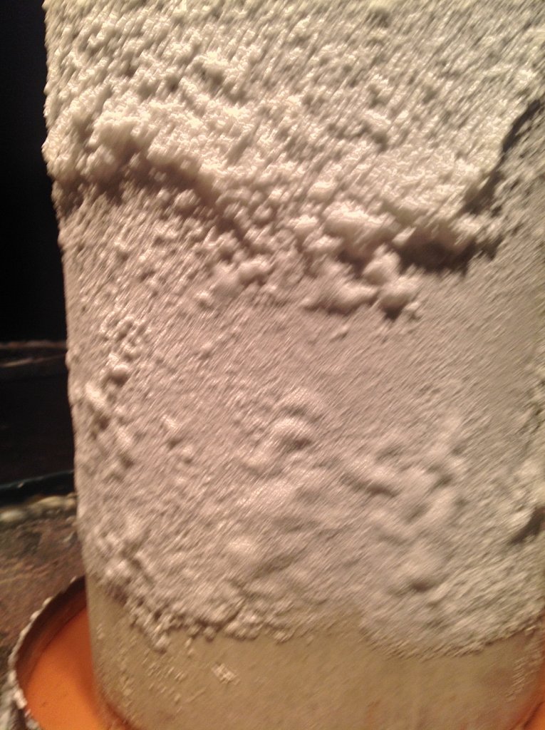efflorescent surface